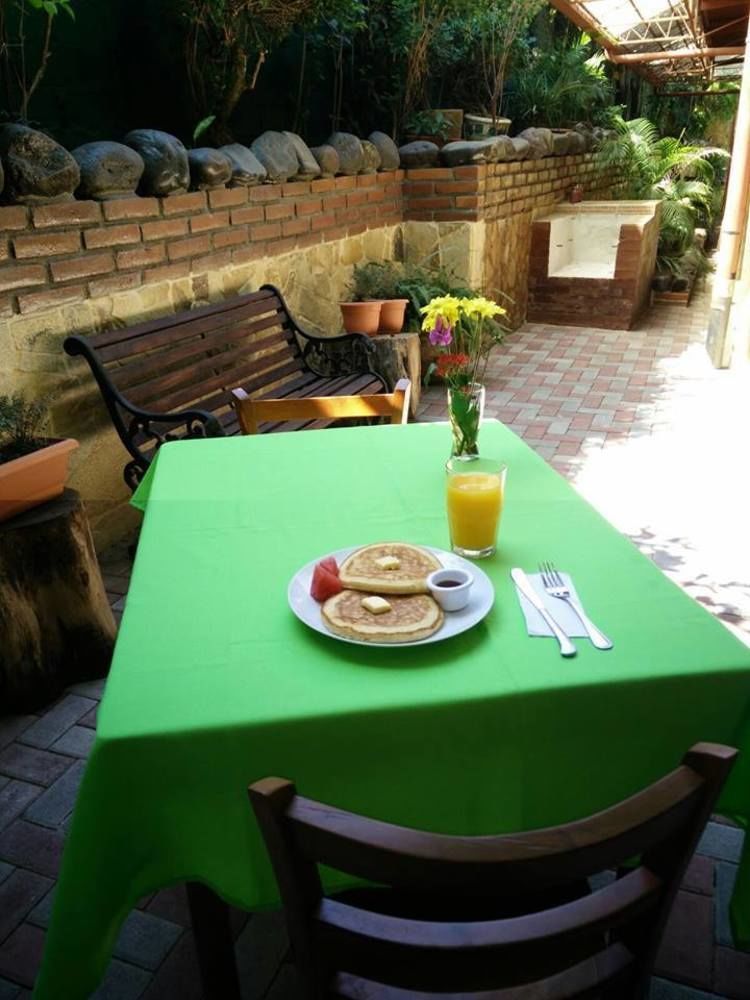 Hotel Casa De Angeles Managua Buitenkant foto