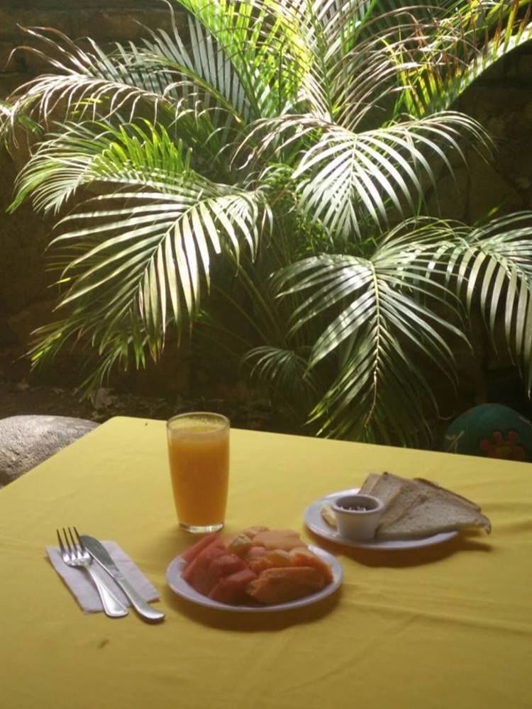 Hotel Casa De Angeles Managua Buitenkant foto