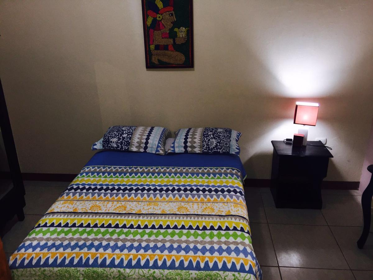 Hotel Casa De Angeles Managua Buitenkant foto