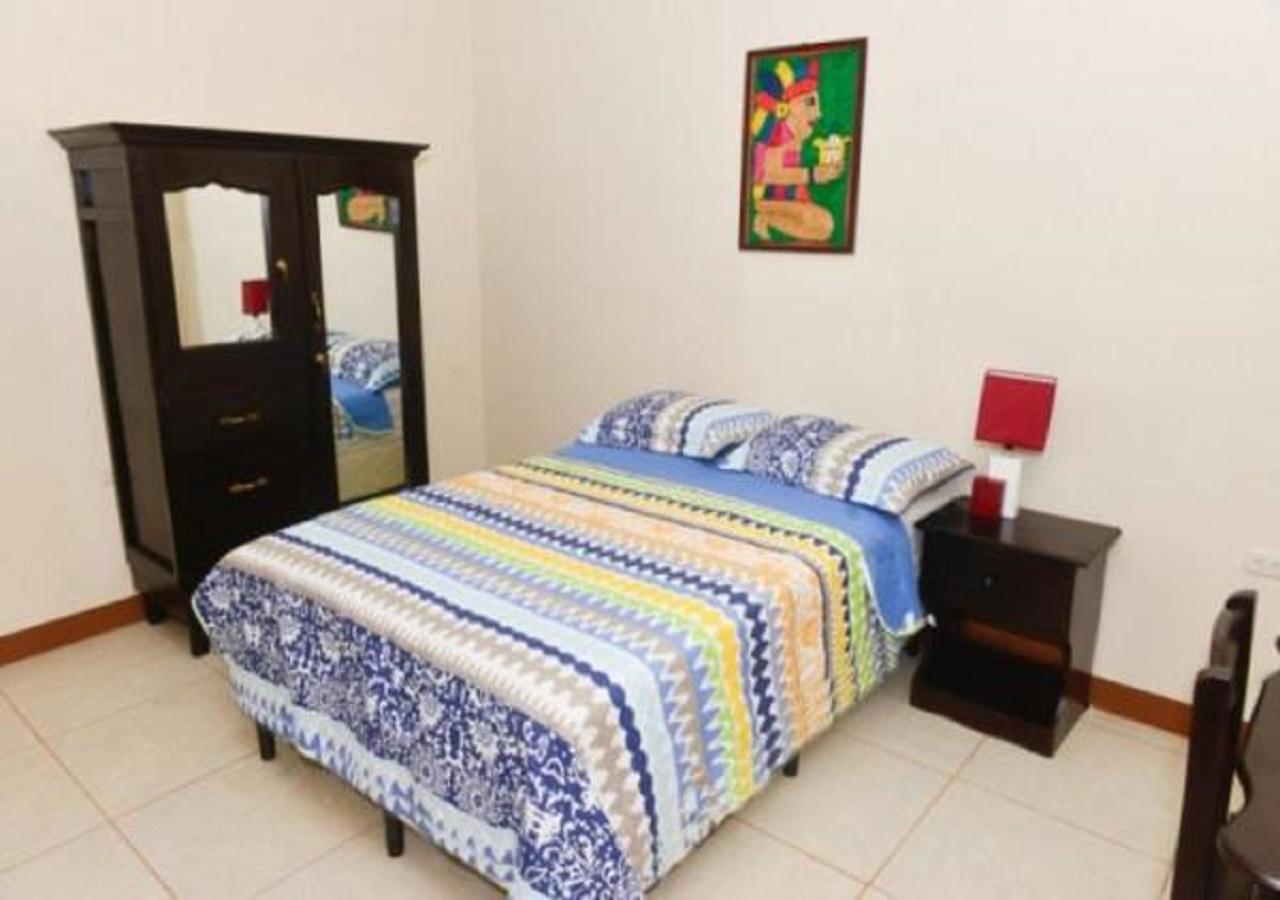 Hotel Casa De Angeles Managua Buitenkant foto